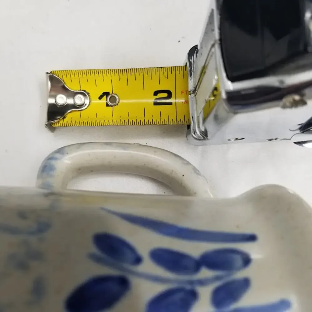 Vintage delft blue